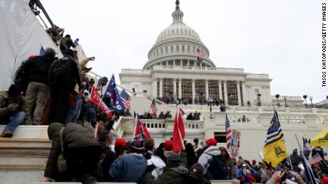 Chicago police officer charged in connection to Capitol
riot 1