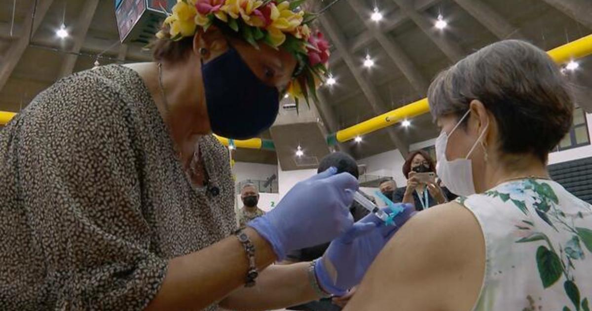 American tourists living in Asia flock to Guam for COVID-19
vaccines 1