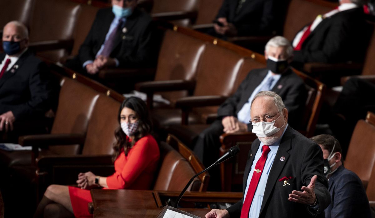 Face masks no longer required on House floor for members
fully vaccinated against COVID-19 1