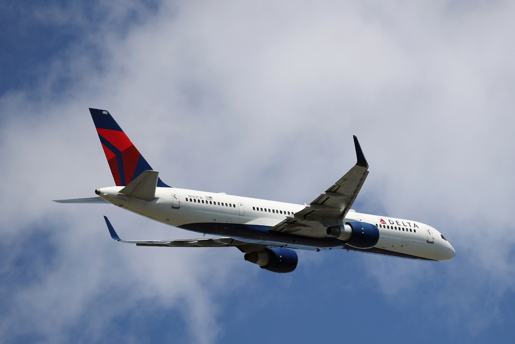 Americans can pack bags for Europe, as EU lifts coronavirus
travel restrictions 1