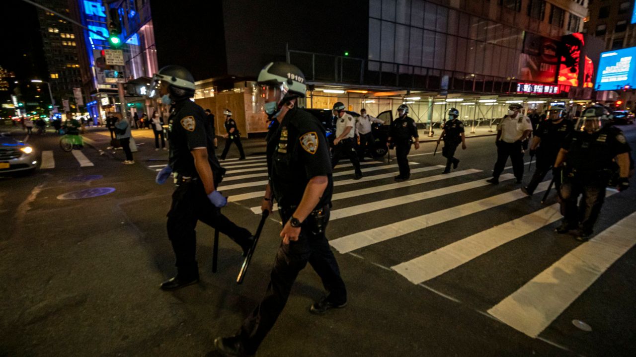 CCRB: Administrative charges for 14 NYPD cops over their
2020 protest actions 1