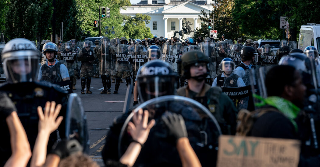 Judge Narrows Suits Over Clearing of Protesters Before Trump
Photo Op 1