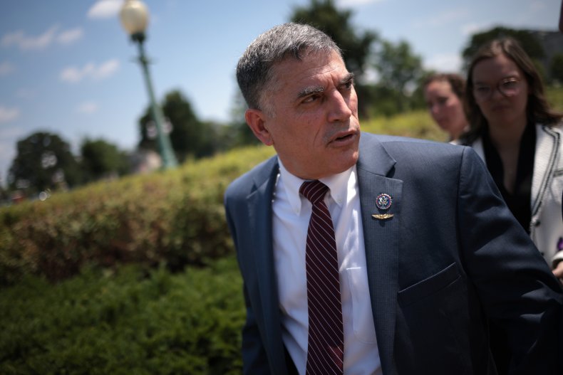 Capitol Riot Cop Michael Fanone Says 'Coward' GOP Rep. Clyde
Refused to Shake His Hand 1