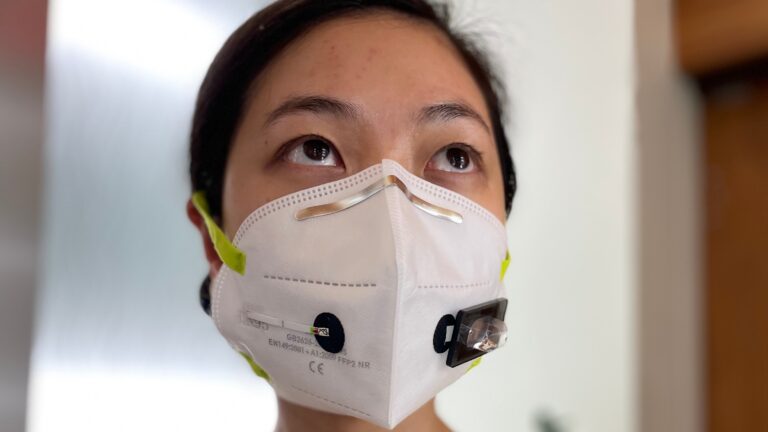 This Harvard and MIT developed mask will tell you if you
have COVID 1