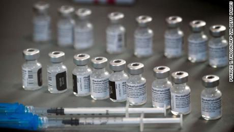 What Pfizer's plan for a third coronavirus vaccine dose
means for you 1
