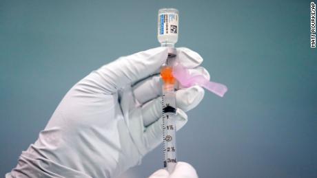 We have to do something dramatic to protect the US against
Covid-19, expert says 1