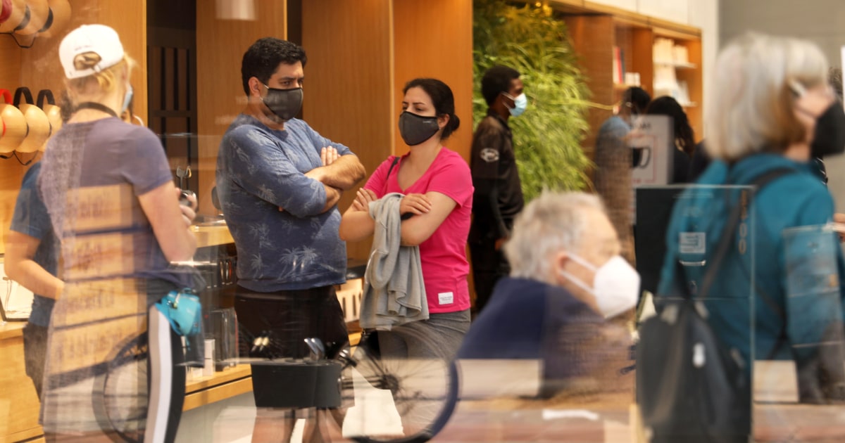 Los Angeles County reinstates indoor mask mandate 1