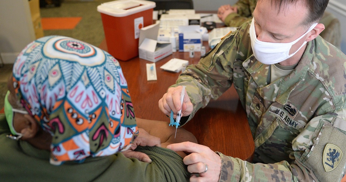 St. Louis requires masks for everyone amid rising Covid-19
cases 1