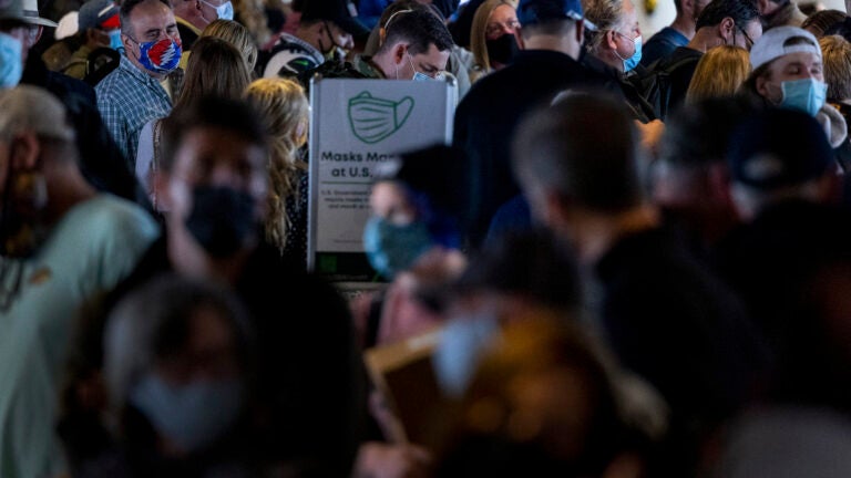 More than 1,700 readers voted, here’s what they say about a
statewide mask mandate 1