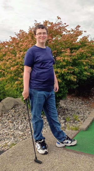 CDC investigating death of Michigan boy who died days after
getting Pfizer COVID-19 vaccine 1