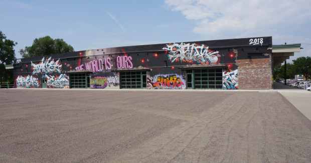 Watch out for another golf bar opening, this time in
Denver’s Clayton neighborhood 1