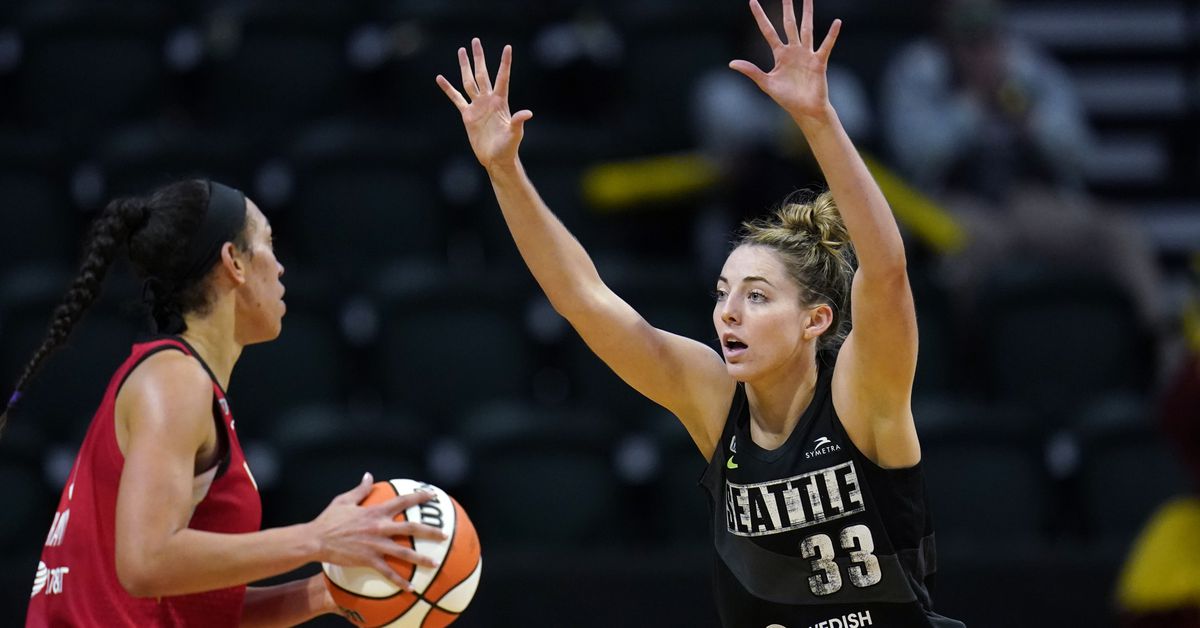Positive COVID-19 test knocks U.S. women’s 3x3 basketball
player Katie Lou Samuelson out of Olympics 1