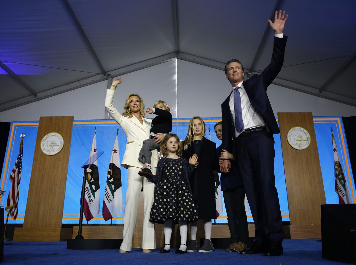 California Gov. Gavin Newsom pulls kids from summer day camp
that doesn’t require masks 1 California Gov. Gavin Newsom pulls kids from summer day camp
that doesn’t require masks 1