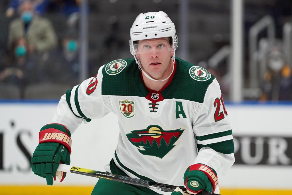 Stars open free agency by signing veterans Ryan Suter and
Braden Holtby 1