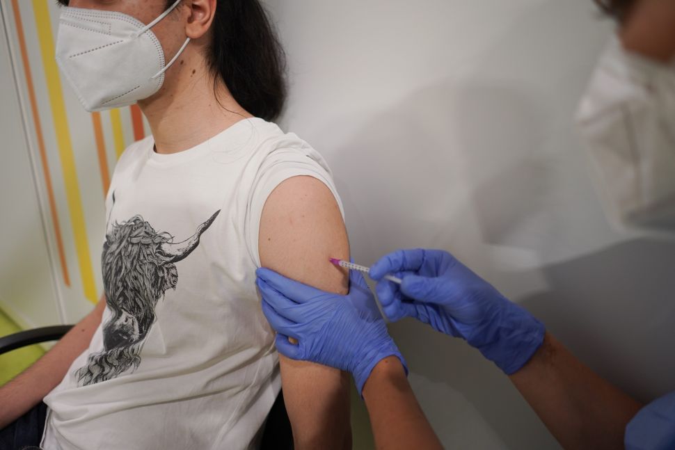 How Effective Are COVID-19 Vaccines Against Delta? Studies
Have Mixed Findings 1