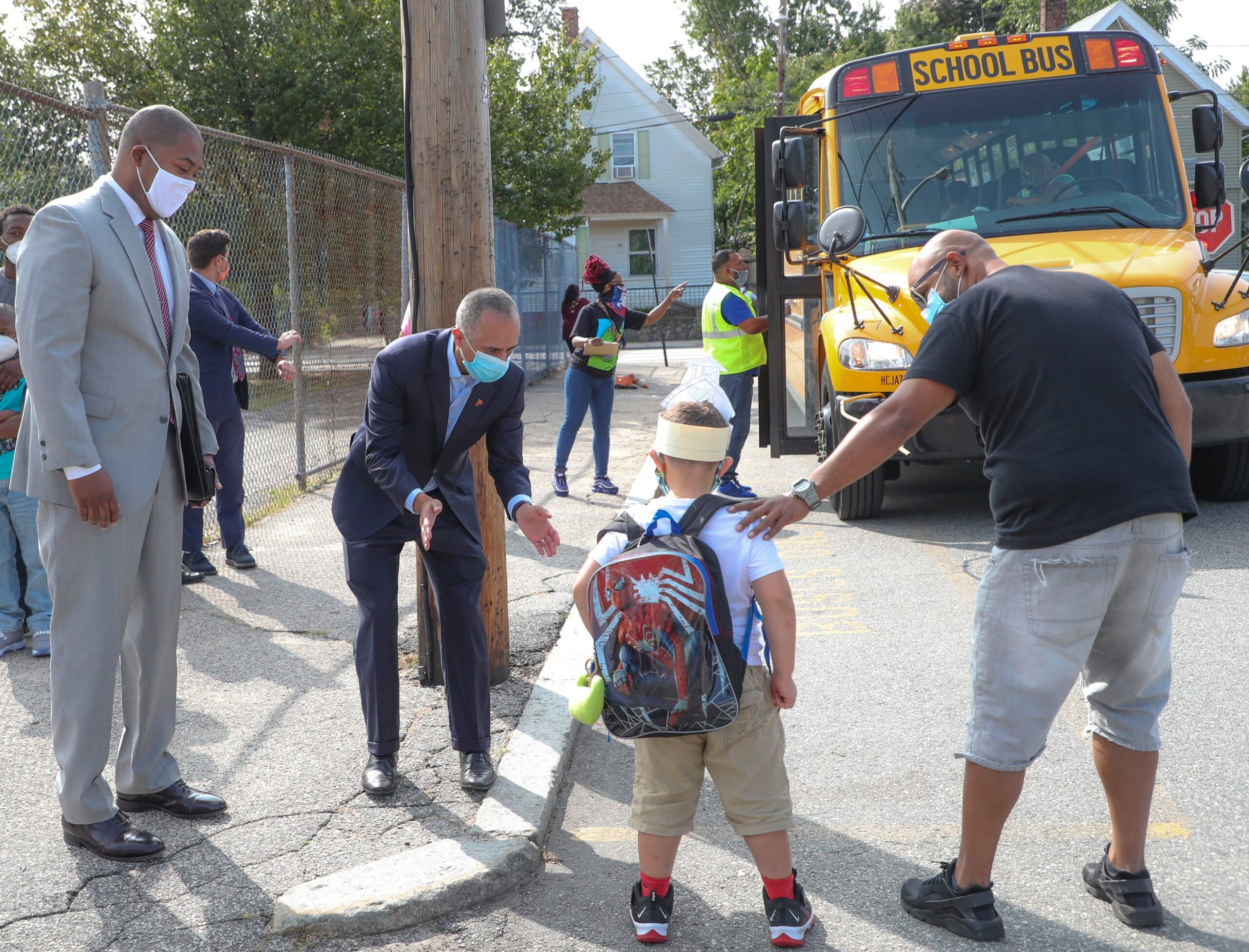 Rhode Island recommending universal mask wearing in
schools 1