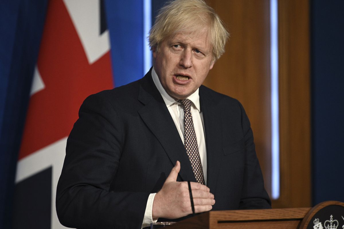 Boris Johnson lifts COVID-19 restrictions, says UK must
learn to live with virus 1 Boris Johnson lifts COVID-19 restrictions, says UK must
learn to live with virus 1