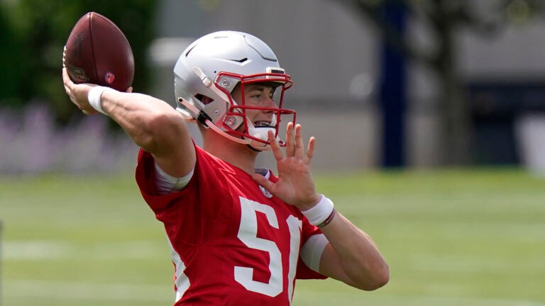 Mac Jones, Patriots have 8th-best future outlook according
to ESPN analysis 1