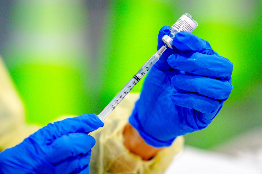 Delta variant’s spike sparking scores of workplace
coronavirus outbreaks around Los Angeles County 1