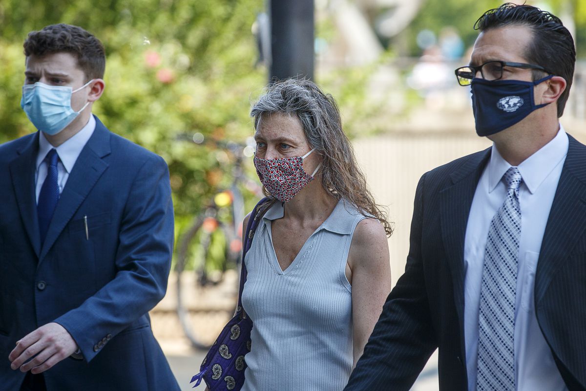 White woman charged with hate crime for spitting on Black
woman during protest may have charges dismissed 1 White woman charged with hate crime for spitting on Black
woman during protest may have charges dismissed 1