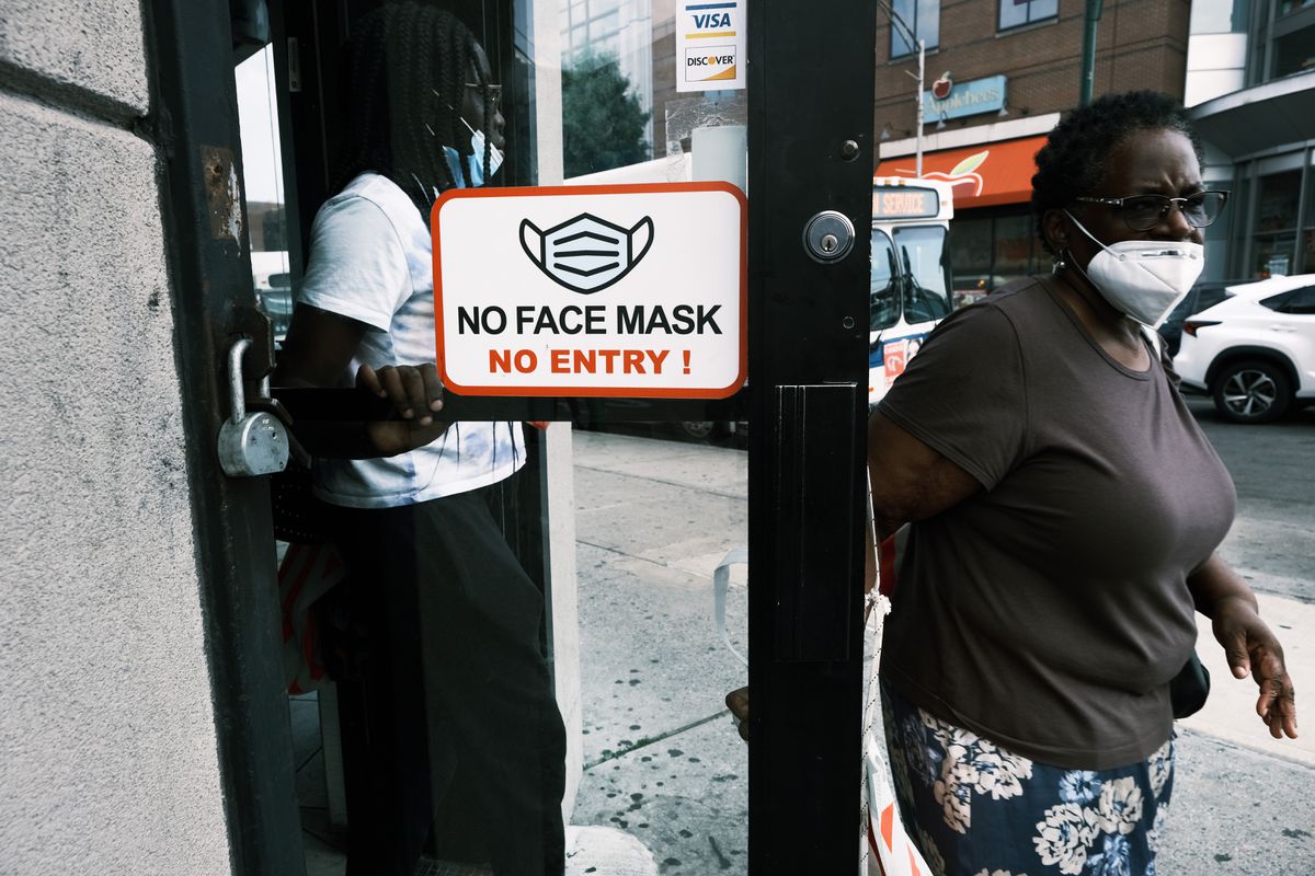 CDC: Even vaccinated people should wear masks indoors in
parts of U.S. with ‘substantial’ COVID spread 1 CDC: Even vaccinated people should wear masks indoors in
parts of U.S. with ‘substantial’ COVID spread 1
