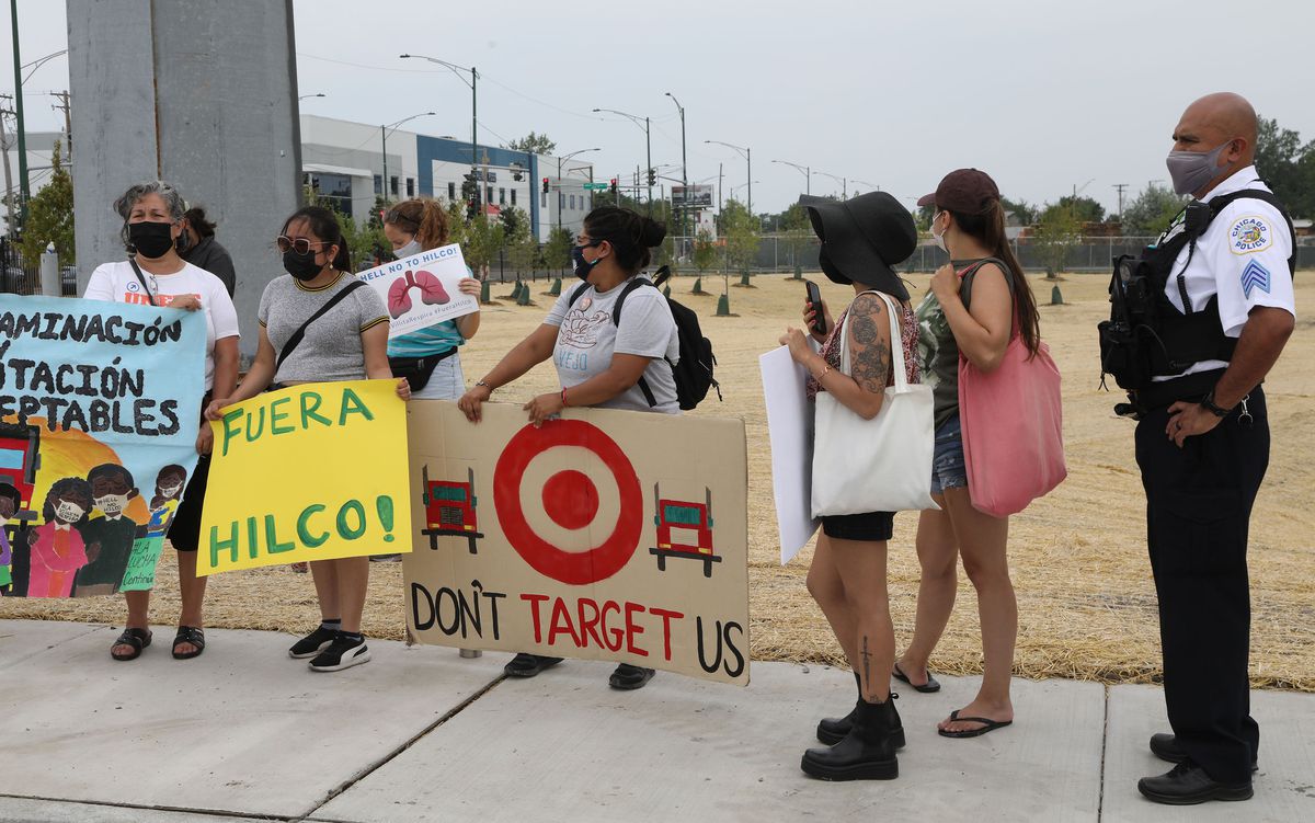 Protesters rally at Little Village Target distribution
center 1