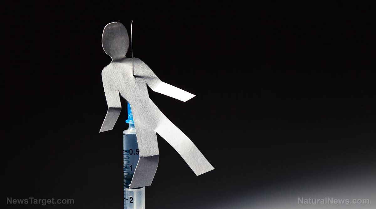 Family doctor BLOWS THE WHISTLE on “extreme side effects” of
Moderna vaccine, explains how the “vaccine is quite clearly more
dangerous than COVID-19” 1