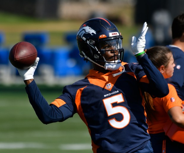 Drew Lock or Teddy Bridgewater? Broncos open training camp
with two quarterbacks motivated to win job. 1