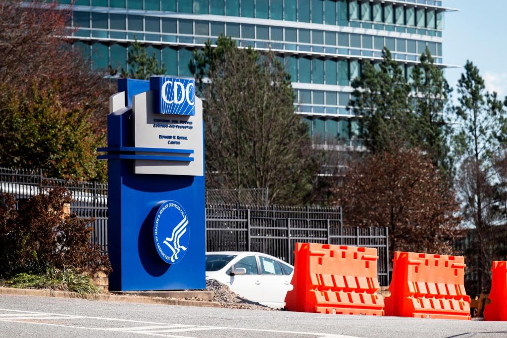 CDC reverses course on indoor masks in some parts of
US 1