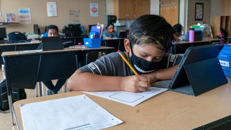 Mass. releases mask guidelines for the fall school
year 1