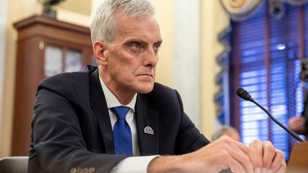 VA requires COVID-19 vaccination for health care
workers 1
