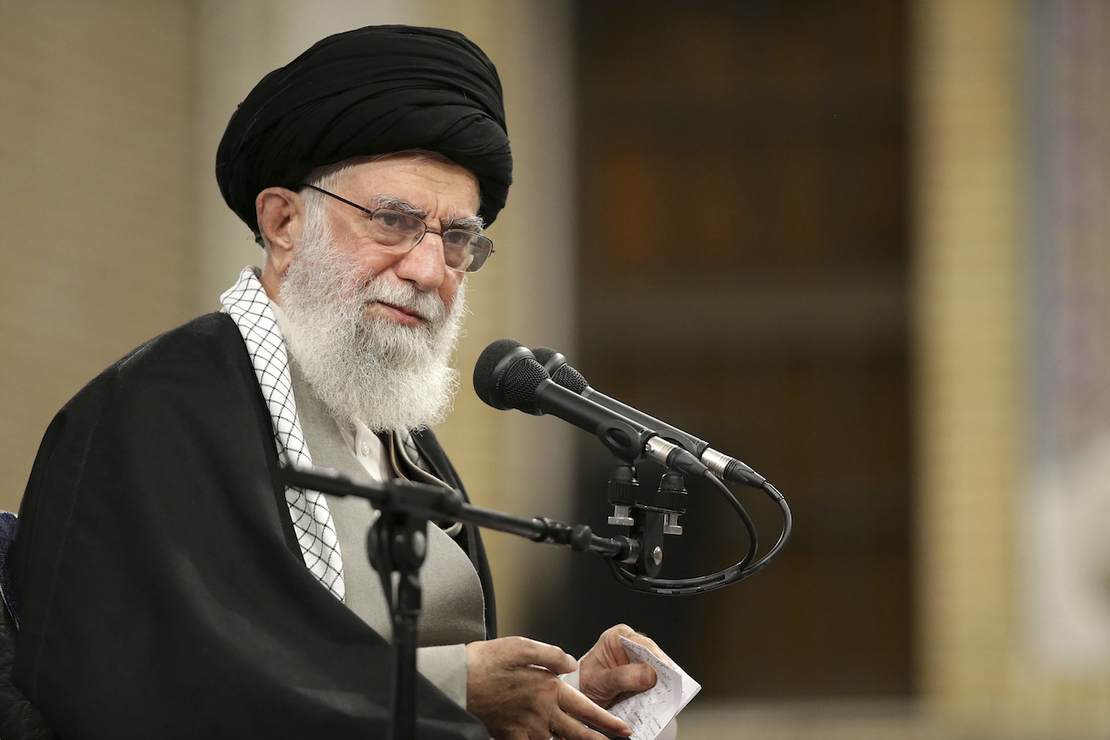 Iran Protesters Shout 'Death to the Dictator' Amid Brutal
Crackdown 1