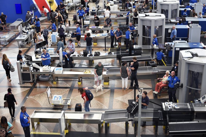 Dallas Airport Goes Into Lockdown After Man Runs Through TSA
Checkpoint 1