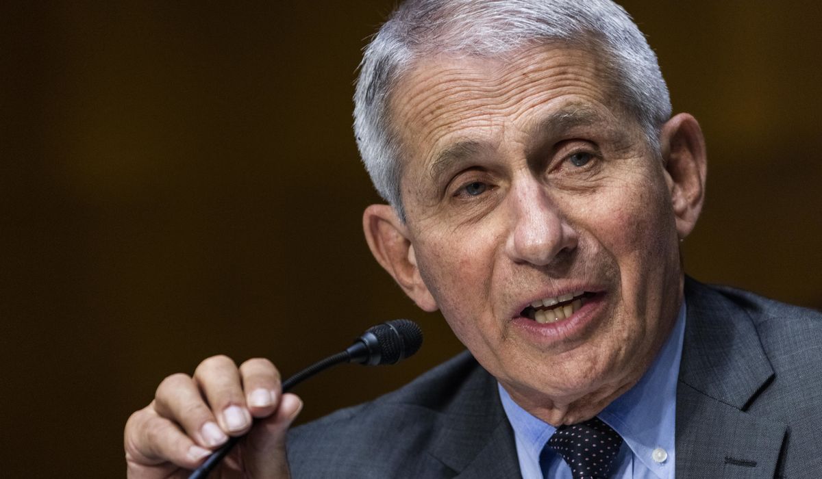 Fauci urges vaccinated Americans to wear masks in areas with
low vaccination rates 1