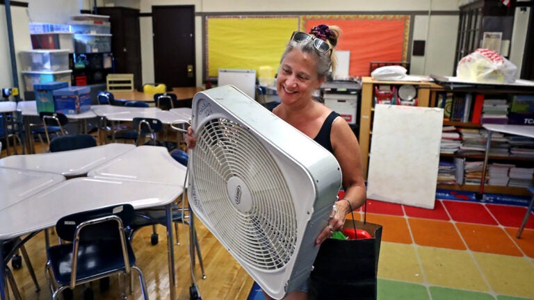 ‘There’s really zero excuses’: Boston city councilors want
to know how schools keep classrooms cool from summer heat 1
