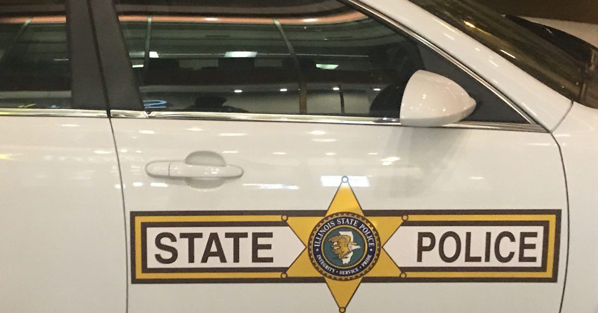 Motorcyclist dies in Edens Expy. crash at Wilson; outbound
lanes reopen 1