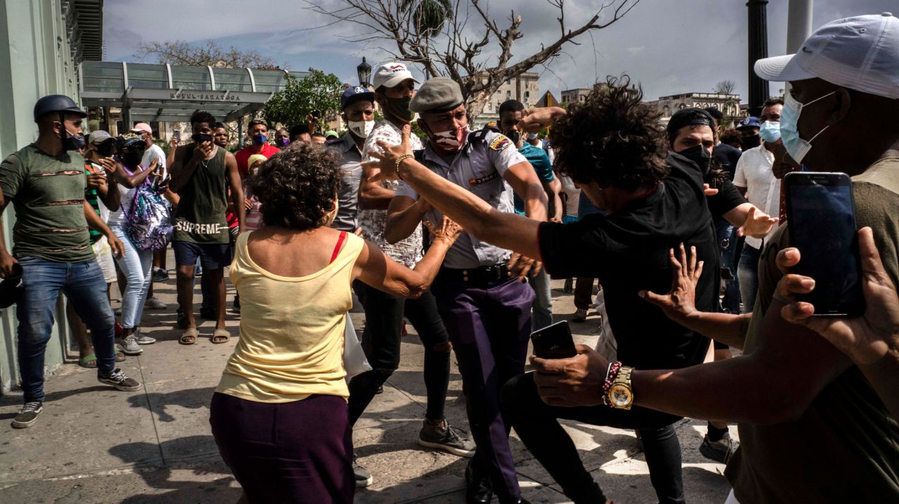 Police patrol Havana in large numbers after rare
protests 1