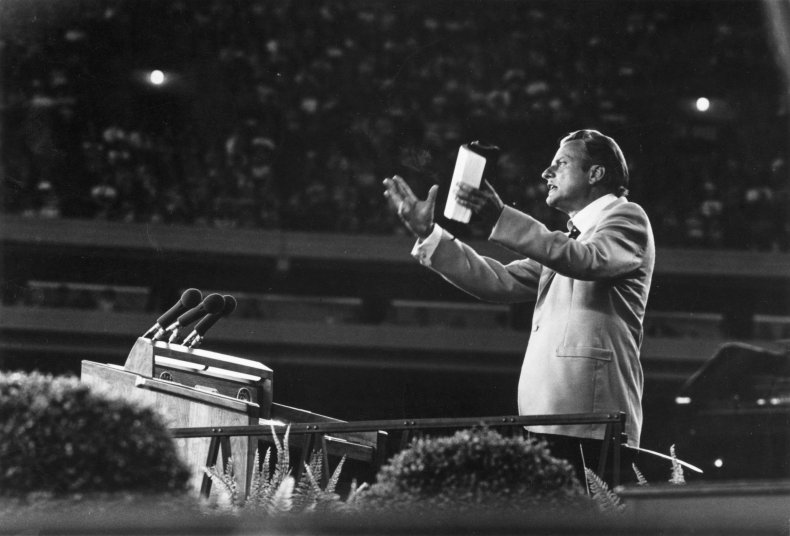 Billy Graham's Grandson, a Cancer Survivor, Is Critically
Ill With COVID-19 1