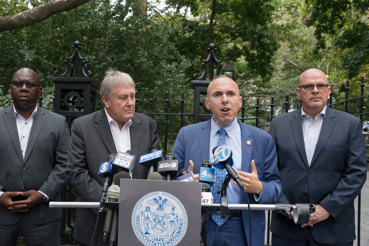 City Council bill would limit the number of kids in DOE
classrooms 1