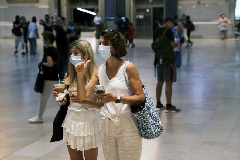 CDC Live Updates: CDC to Issue New Guidelines on Masks for
COVID Vaccinated, Students in Schools 1