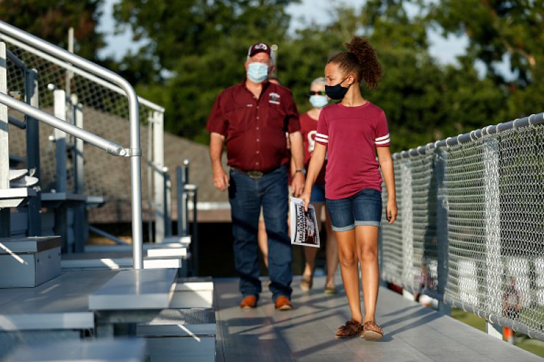 Dallas Doctor Says Vaccinated People Should Be Encouraged to
Mask Up Amid Delta Surge 1