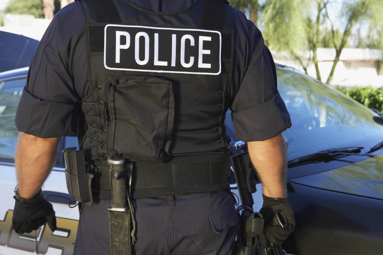 'I Can't Breathe': Video Shows White Police Officer Laying
on Top of Crying Black Girl 1