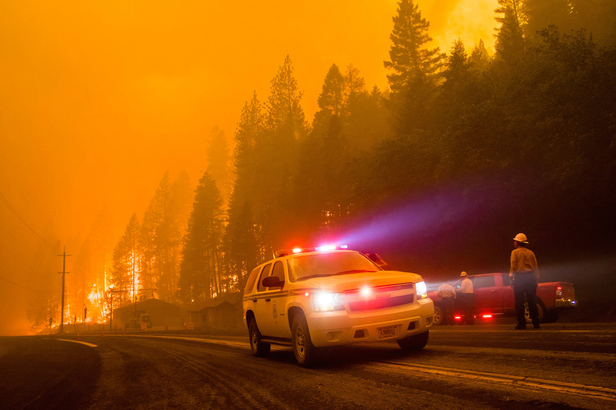 Wildfire smoke exposure linked to COVID-19 case increase:
study 1