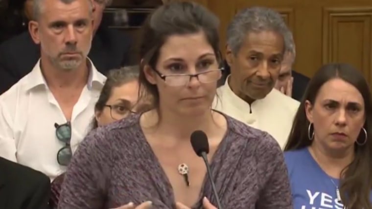 Some nurses are joining anti-vaccine-mandate protests.
Here's how that could cause issues. 1