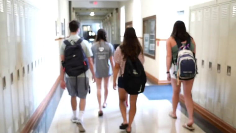Schools try to ease anxiety for kids returning for the first
time since the pandemic 1