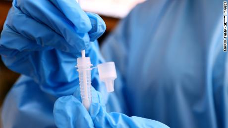 South African researchers keep wary eye on yet a new
coronavirus variant 1