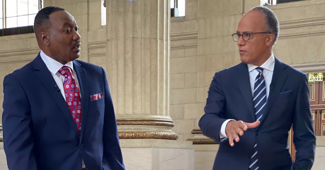 Capitol Officer Defends Shooting Ashli Babbitt and Reveals
His Identity 1 Capitol Officer Defends Shooting Ashli Babbitt and Reveals
His Identity 1