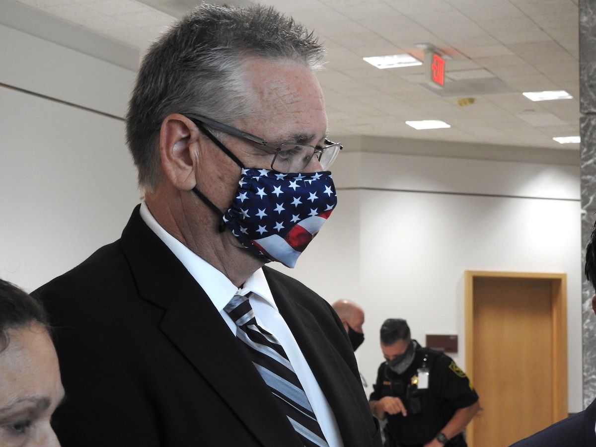 Former school resource officer accused of hiding amid
Parkland shooting breaks down outside Florida courtroom 1 Former school resource officer accused of hiding amid
Parkland shooting breaks down outside Florida courtroom 1