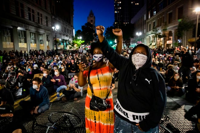 Armed protests are picking up, and a new study says they're
more likely to turn violent 1