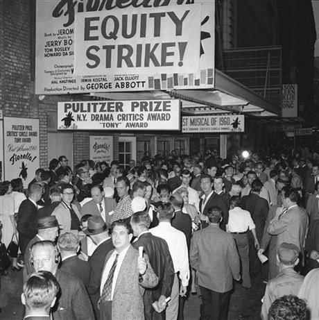 Actors’ Equity Moves to Diversify Theatre by Opening Access
to Membership 1